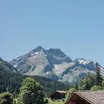 Sanetsch ホテル