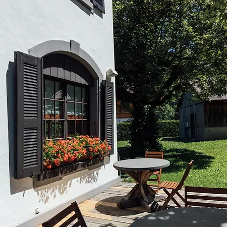 Hotel Sanetsch Gsteig